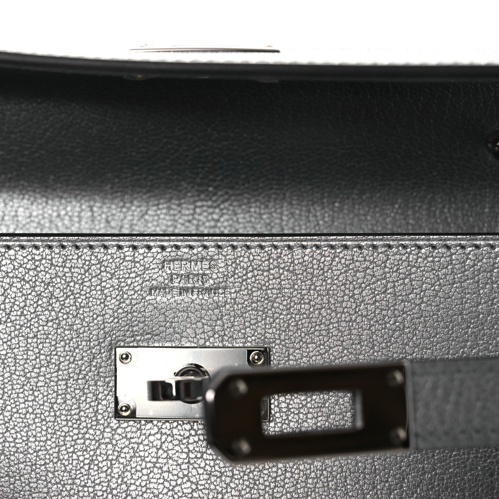 Metallic Chevre Chamkilight Kelly Wallet To Go Argent