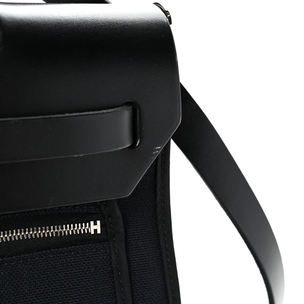 Military Toile Vache Hunter Herbag Zip PM 31 Black