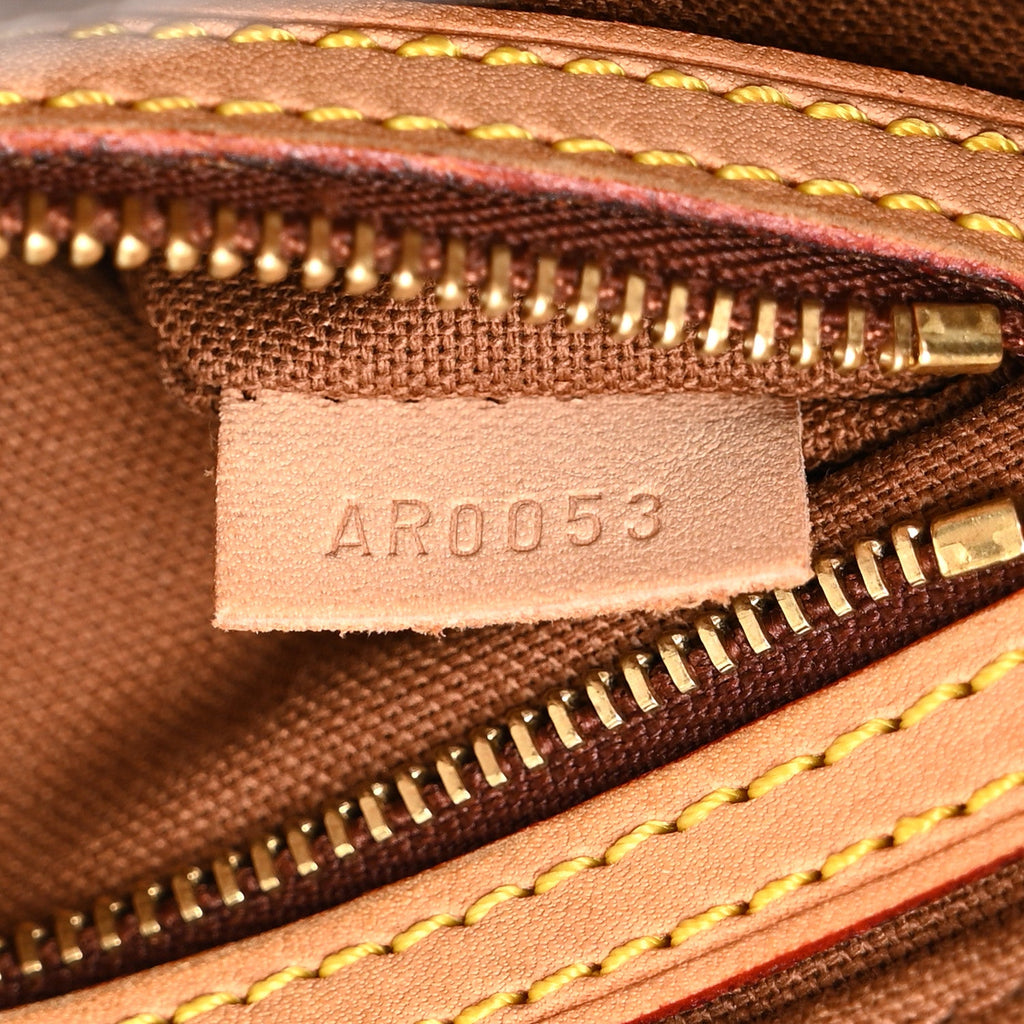 Monogram Trotteur