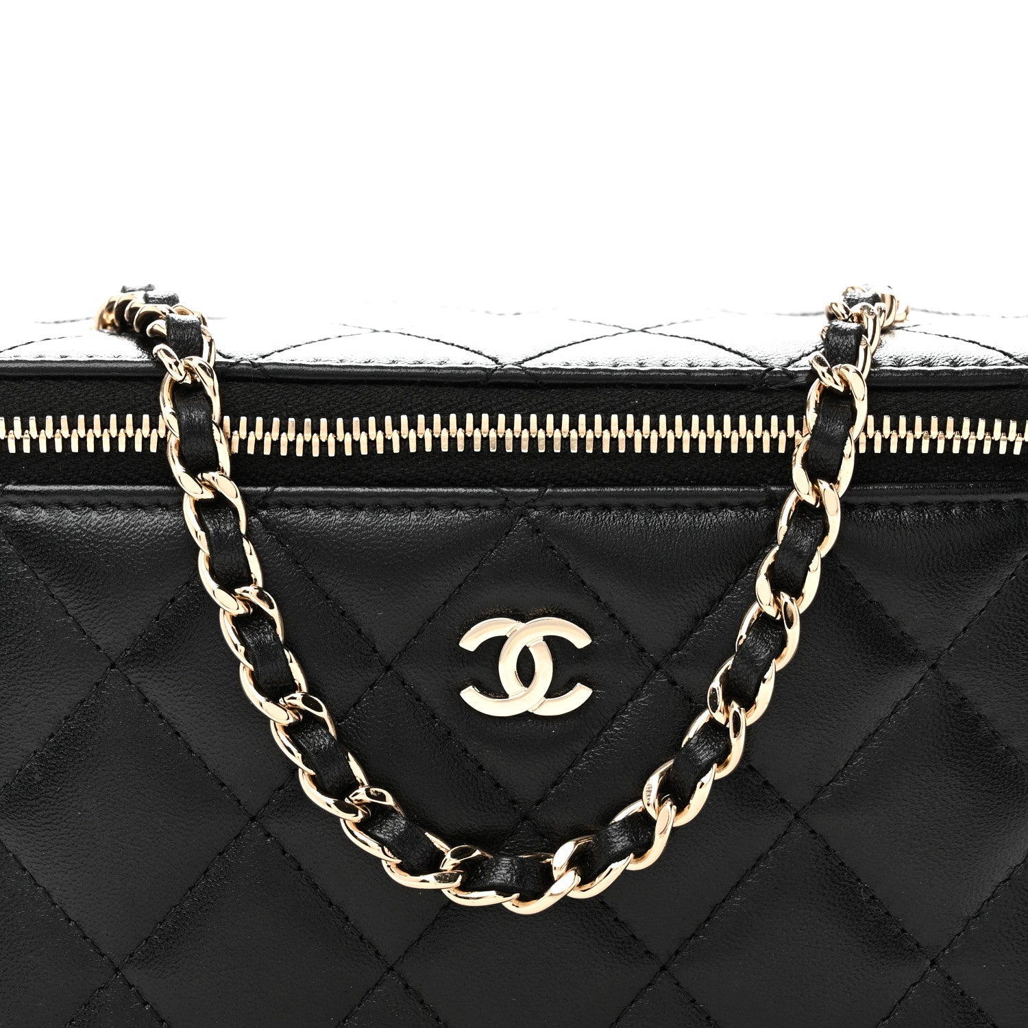 Lambskin Quilted Small Vanity Case With Chain Black