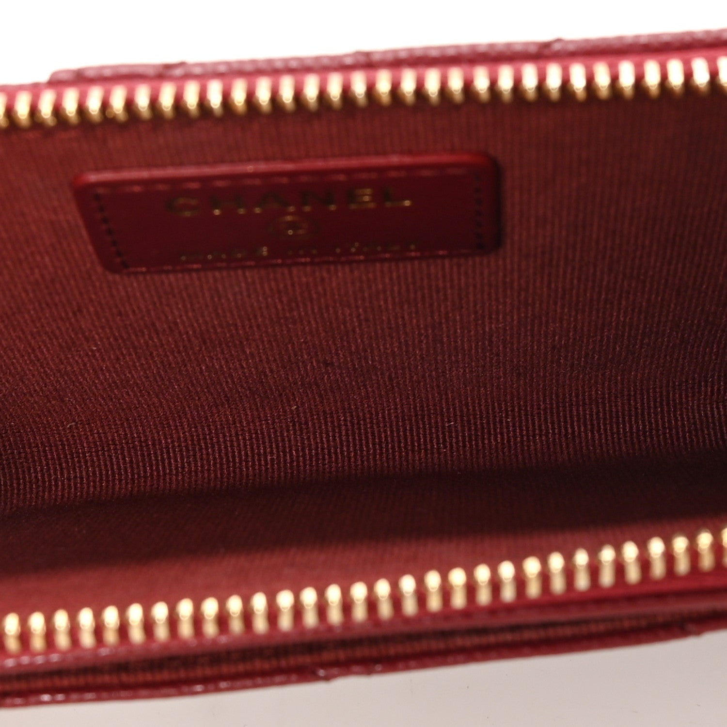 Caviar Quilted Crystal CC Zip Around Card Holder Red