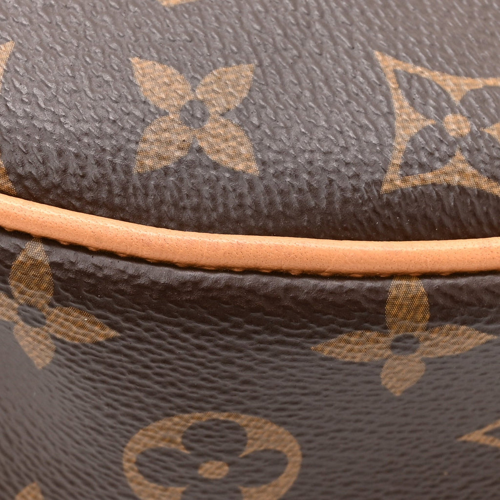 Monogram Loop