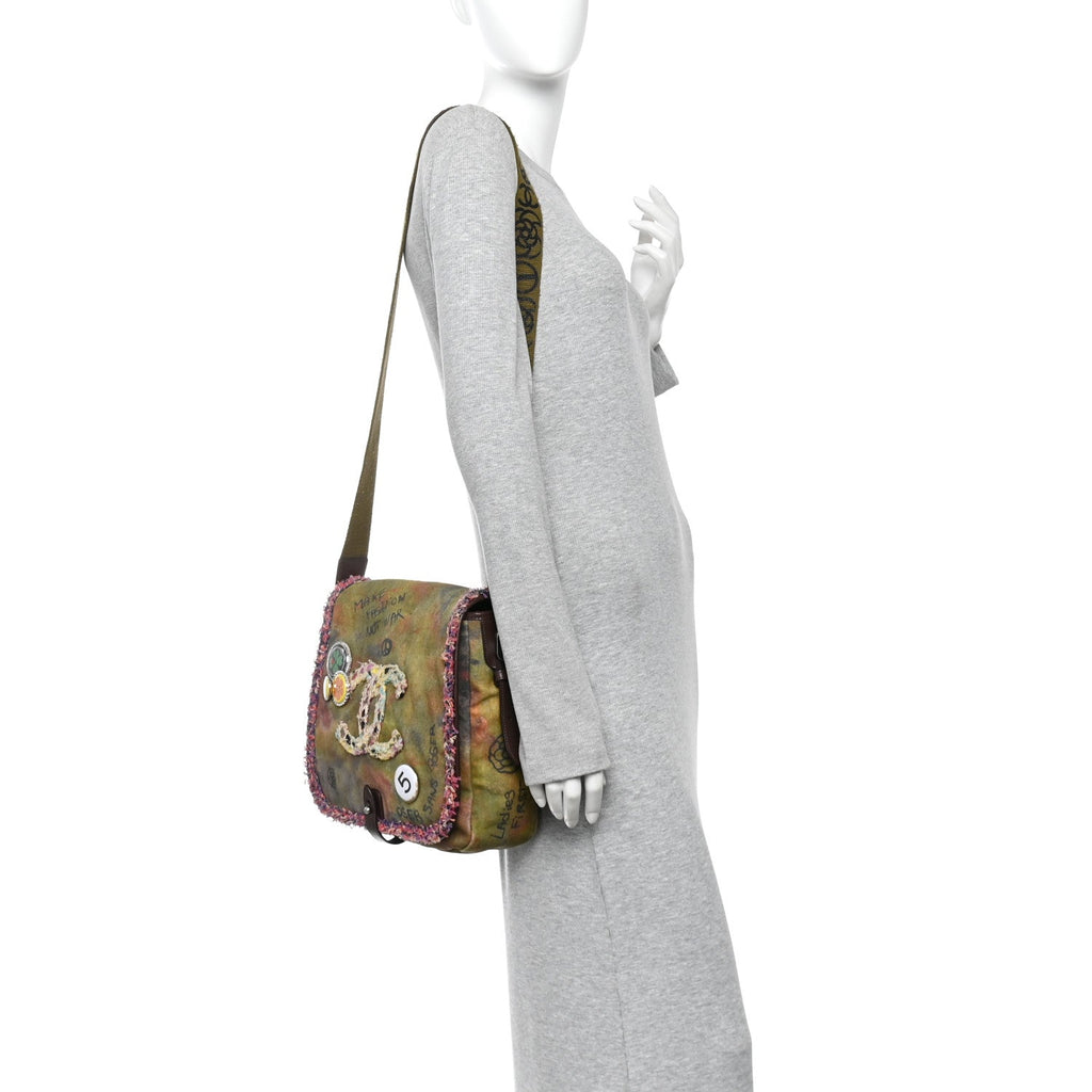 Washed Toile Graffiti On The Pavements Messenger Khaki Multicolor