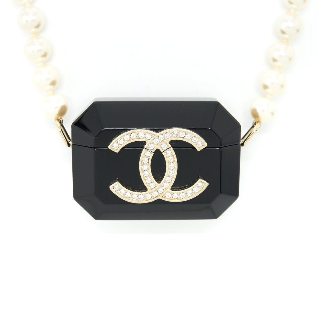Chanel AirPods Case With Pearl Chain Black L