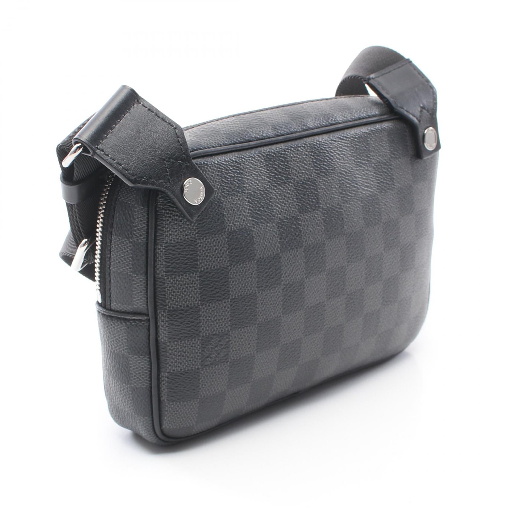 Louis Vuitton Scott Damier Graphite Shoulder Bag