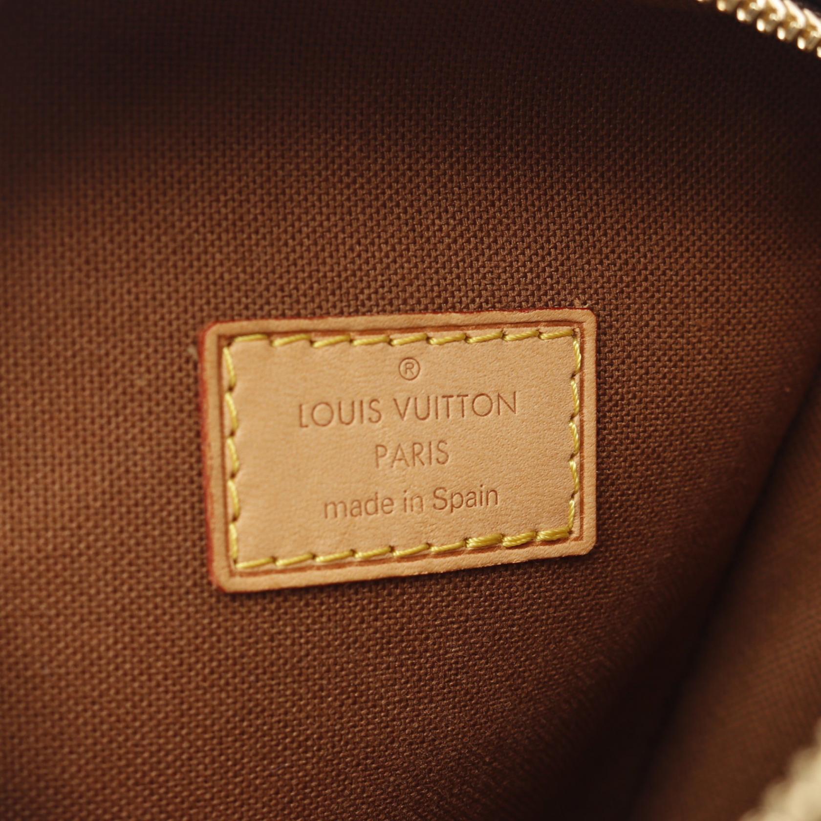 Louis Vuitton Pochette Gange Monogram Shoulder Bag