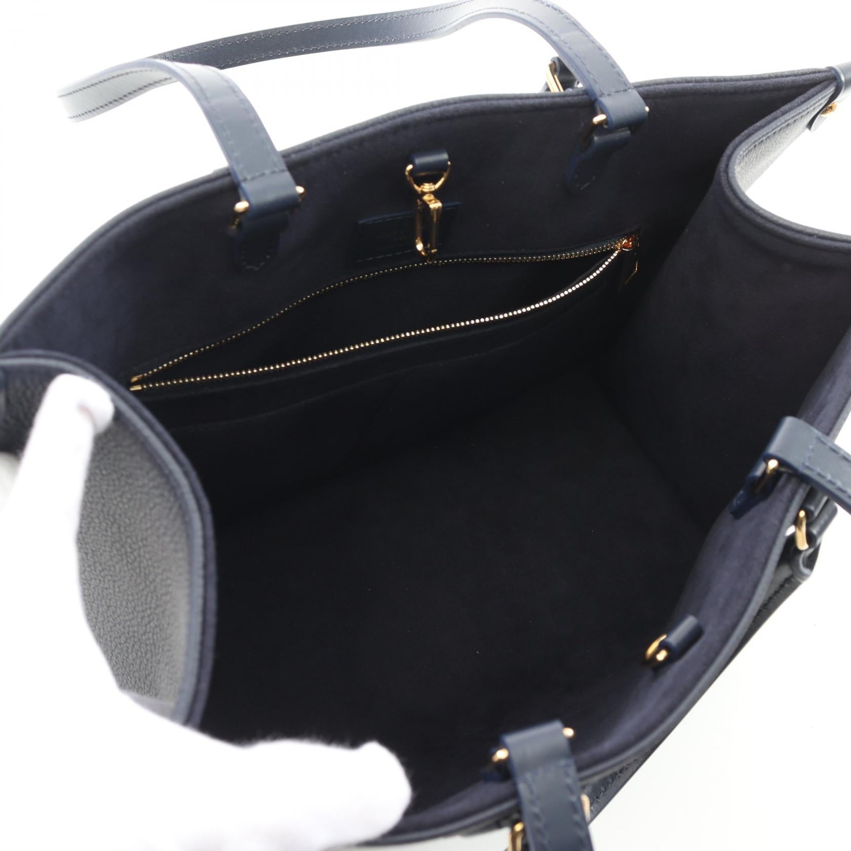 Louis Vuitton OnTheGo MM Leather Tote Bag