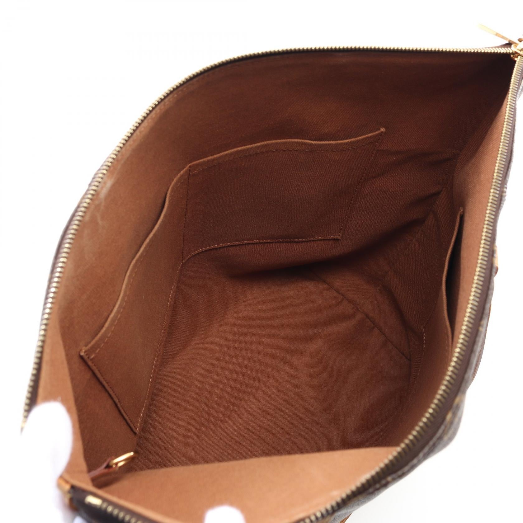 Louis Vuitton Totally MM Monogram Coated Canvas Tote Bag