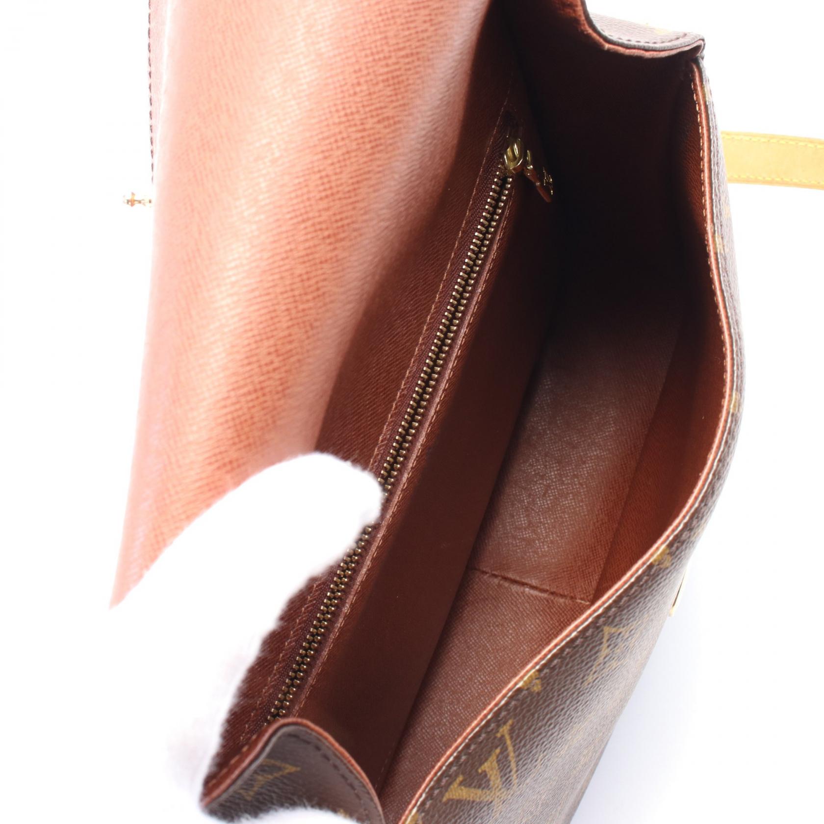 Louis Vuitton Saint Cloud GM Monogram Shoulder Bag