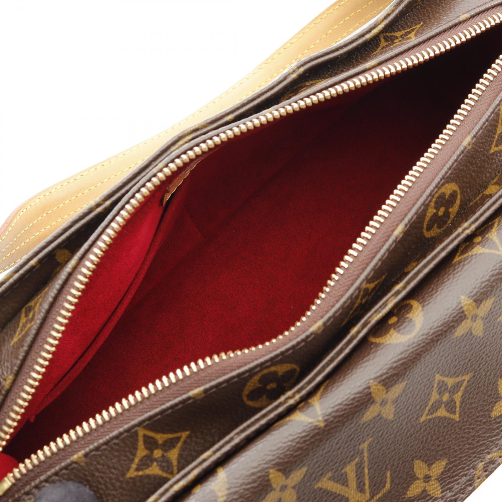 Louis Vuitton Vivasite MM Monogram Coated Canvas Shoulder Bag
