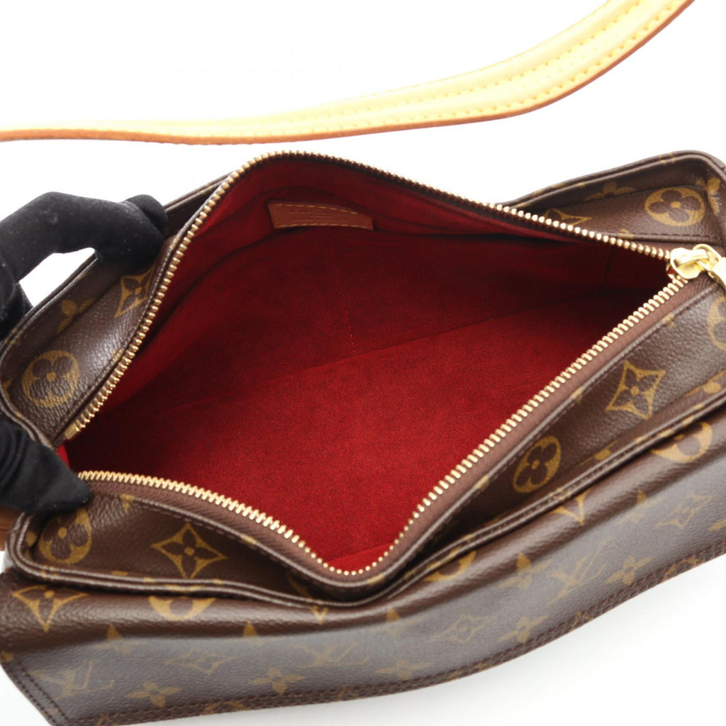 Louis Vuitton Vivasite MM Monogram Coated Canvas Shoulder Bag