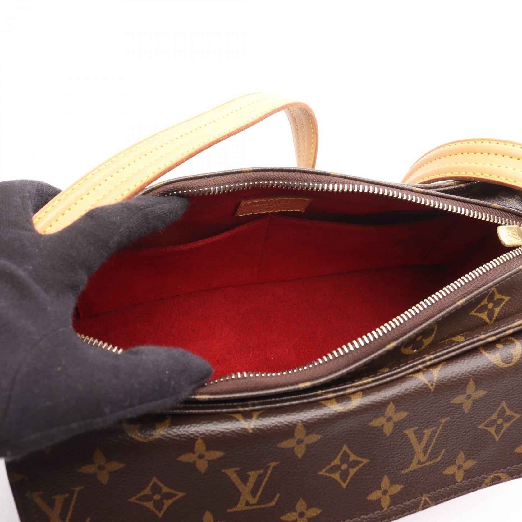 Louis Vuitton Vivasite MM Monogram Shoulder Bag