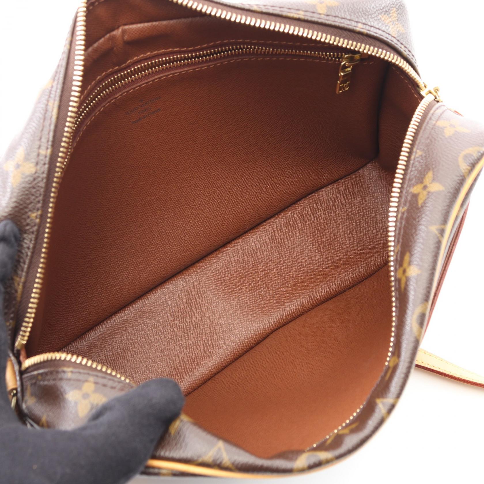 Louis Vuitton Trocadero 30 Monogram Shoulder Bag