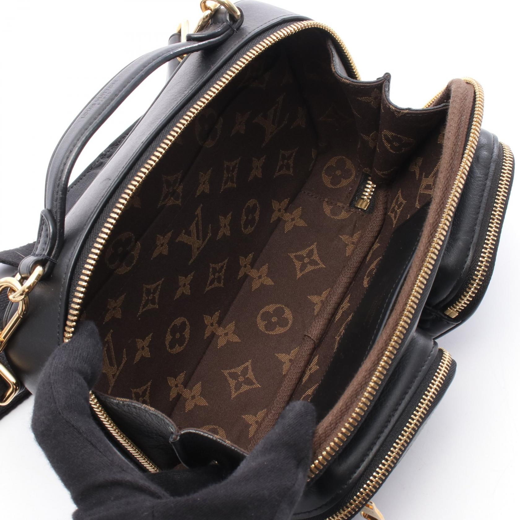 Louis Vuitton Utility Crossbody Leather Shoulder Bag