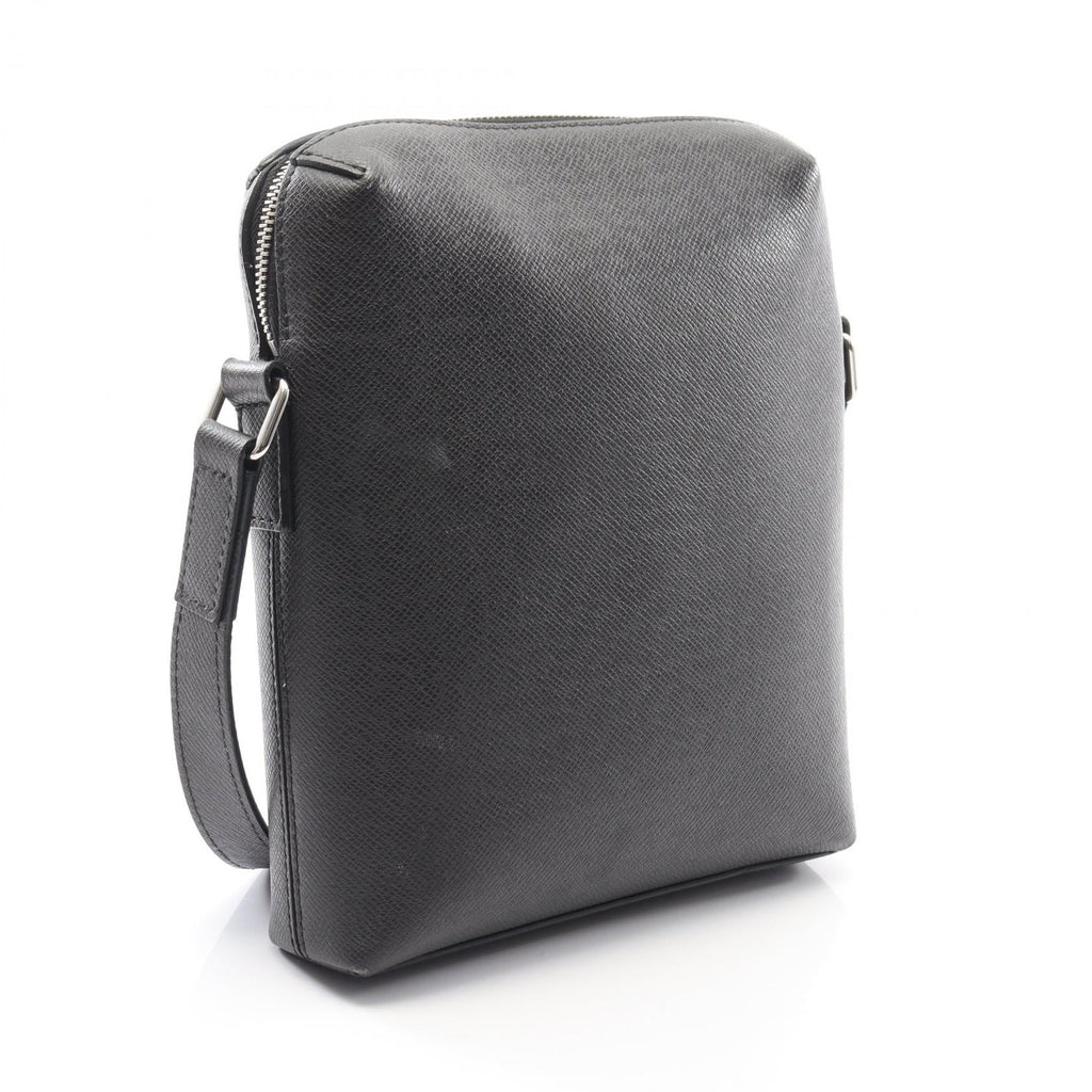 Louis Vuitton Pochette Grigori Taiga Shoulder Bag