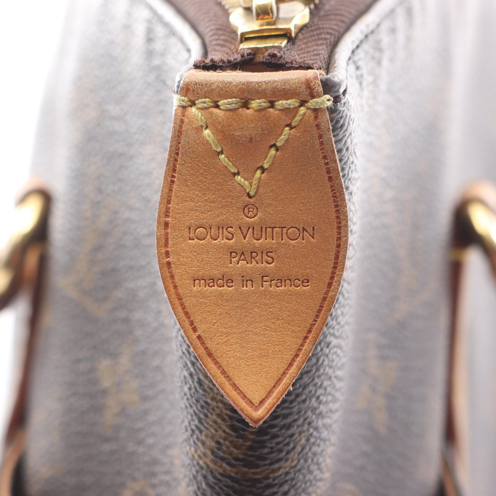 Louis Vuitton Totally MM Monogram Coated Canvas Tote Bag