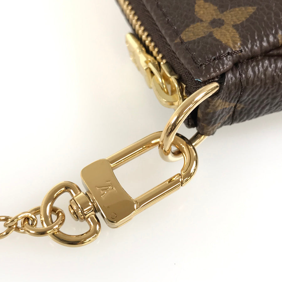LOUIS VUITTON Monogram Mini Pochette Accessoires M81637 Pouch