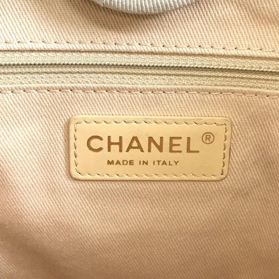 CHANEL Deauville PM Tote bag