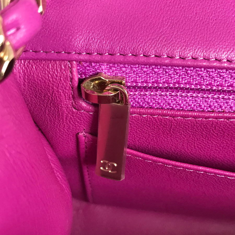 CHANEL Matelasse mini Shoulder bag