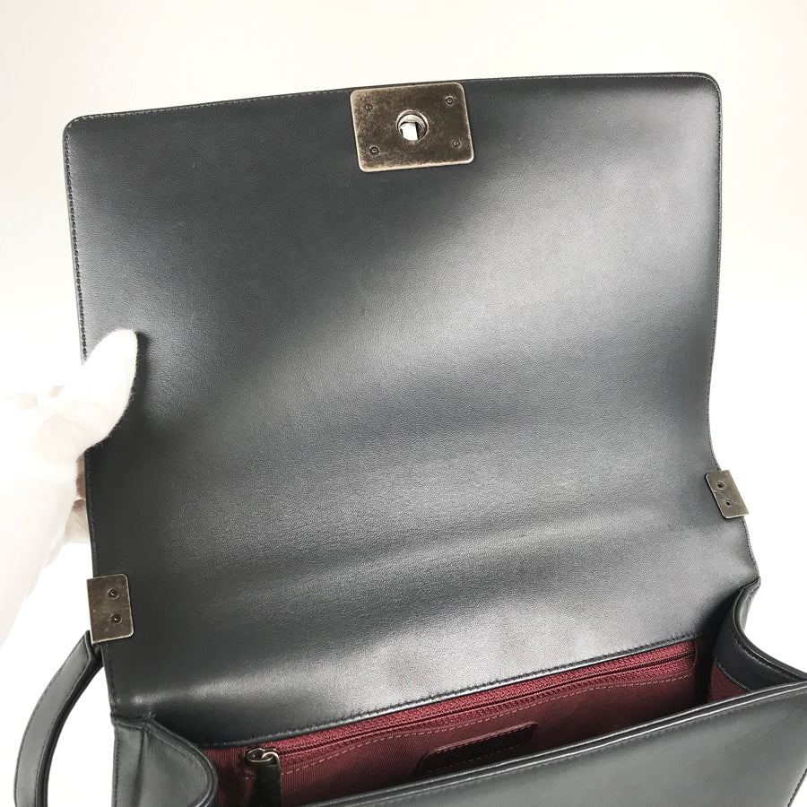 CHANEL Boy Chanel Chevron Shoulder bag