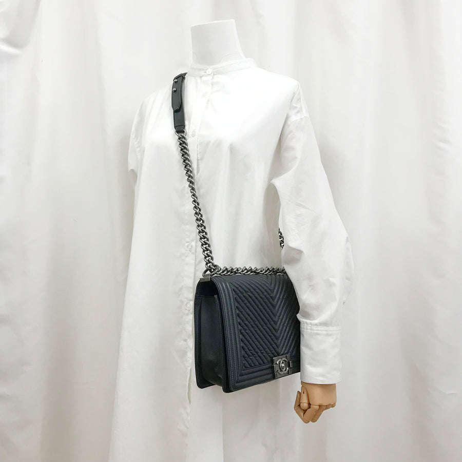 CHANEL Boy Chanel Chevron Shoulder bag