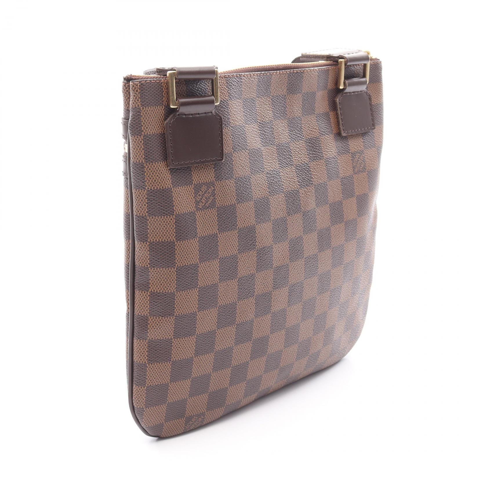 Louis Vuitton Pochette Bosphore Damier Shoulder Bag