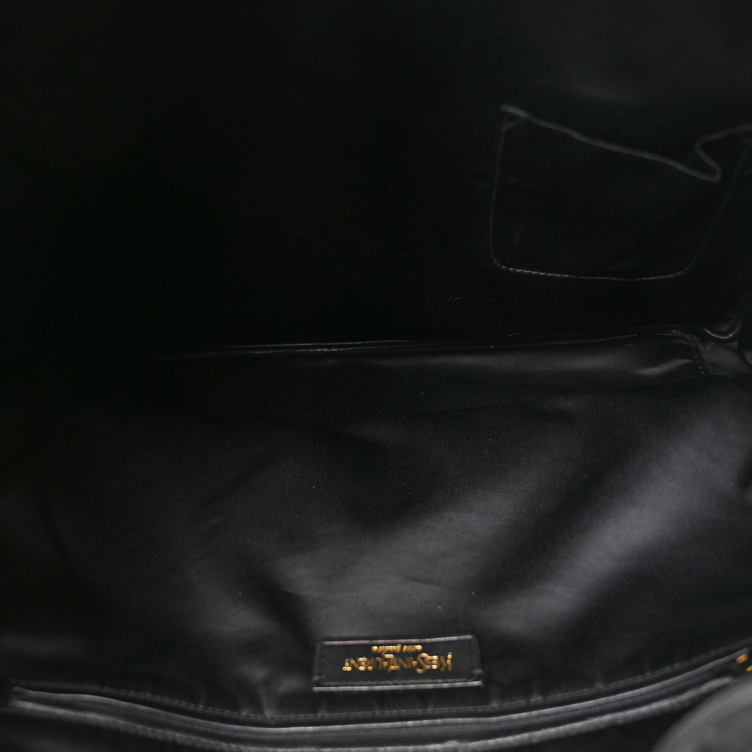 Textured Patent Y-Mail Tote Black