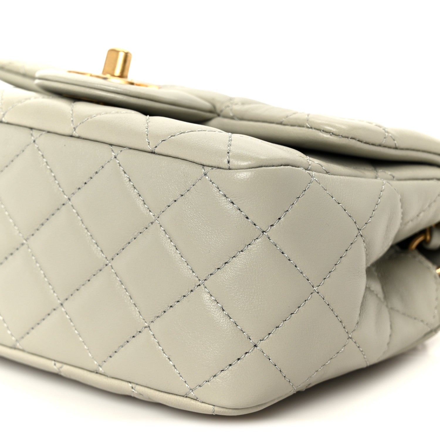 Lambskin Quilted Mini Pearl Crush Flap Light Grey