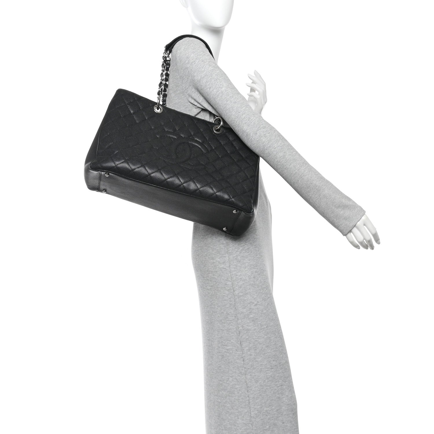 Caviar Quilted XL Grand Shopping Tote GST Black