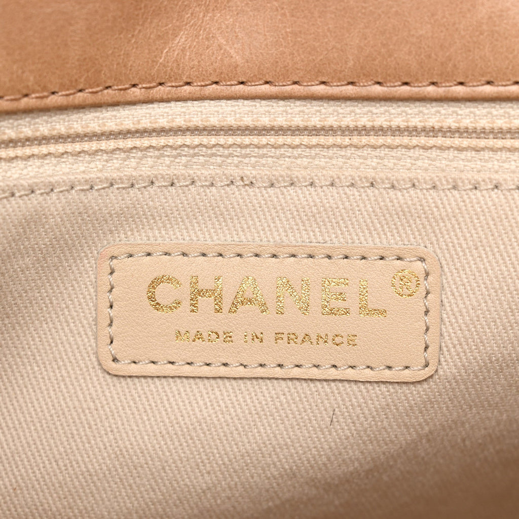 Glazed Calfskin Quilted Medium Bubble CC Flap Beige