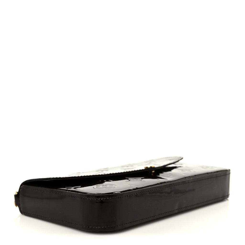 Vernis Pochette Felicie Chain Wallet Amarante