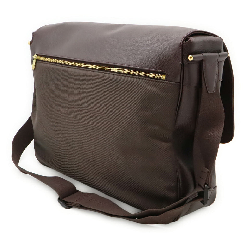 Louis Vuitton Taiga Shoulder Bag