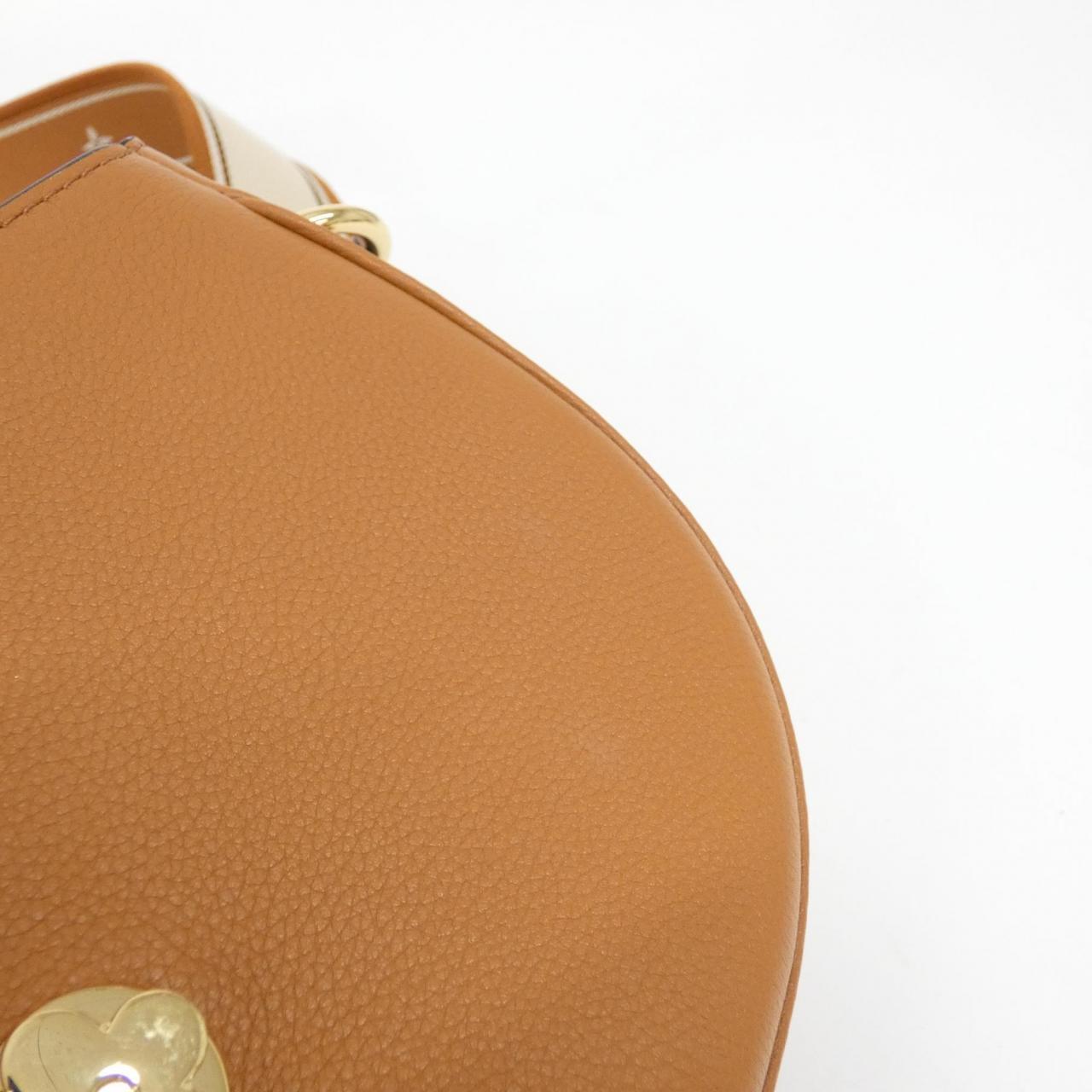 Louis Vuitton Pont Neuf Soft Calf Shoulder Bag