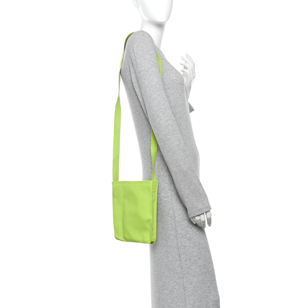 Lambskin Clou De Selle Pouch Kiwi