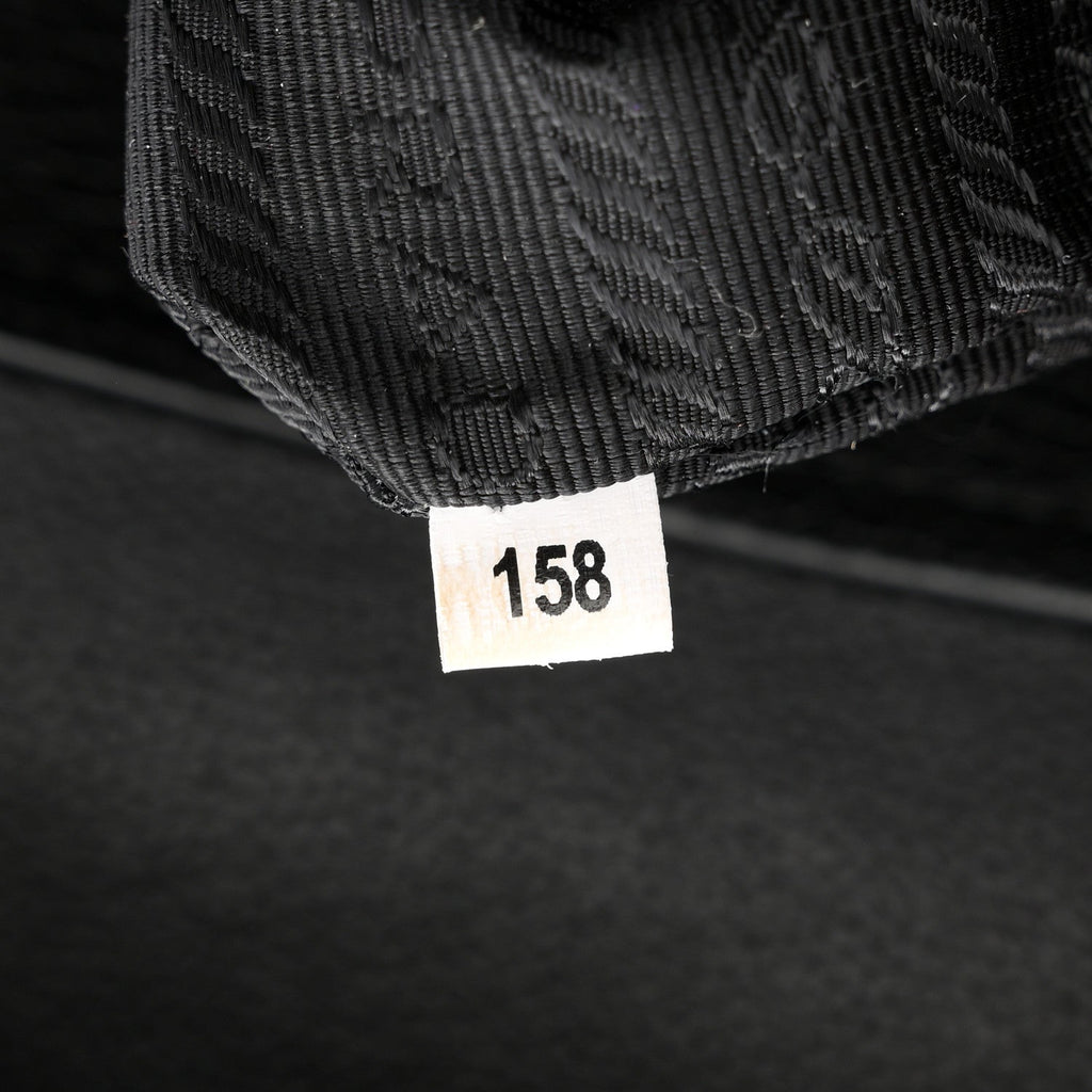 Vitello Phenix Tote Bag Black