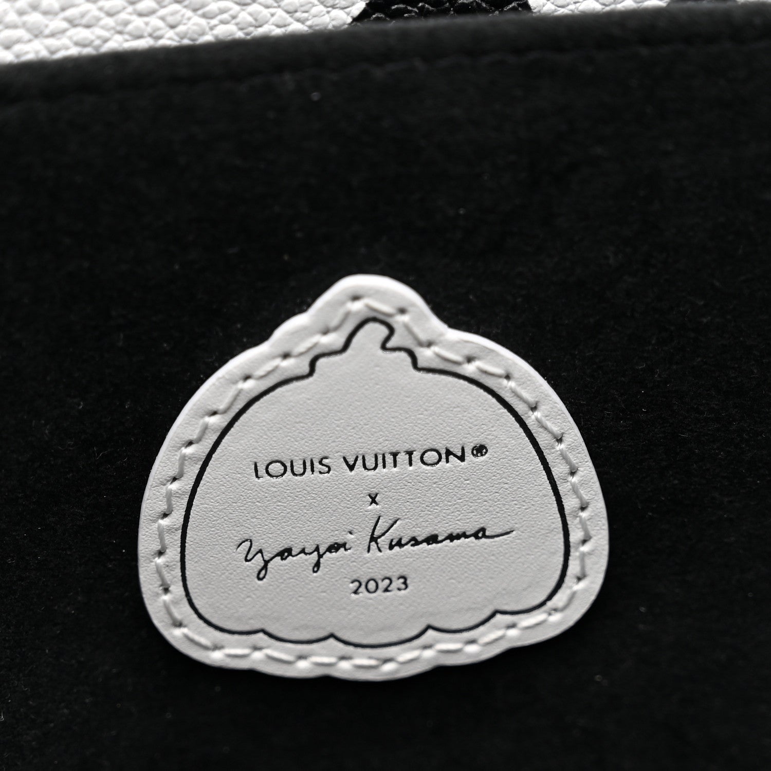 LV X YK Empreinte Monogram Giant Pochette Metis Black