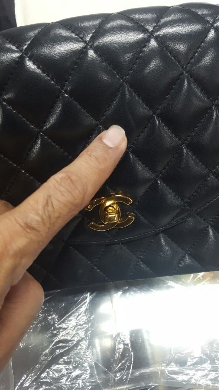 Vintage Chanel 9" Black Quilted Leather Shoulder Classic Flap Bag Excellent CC70