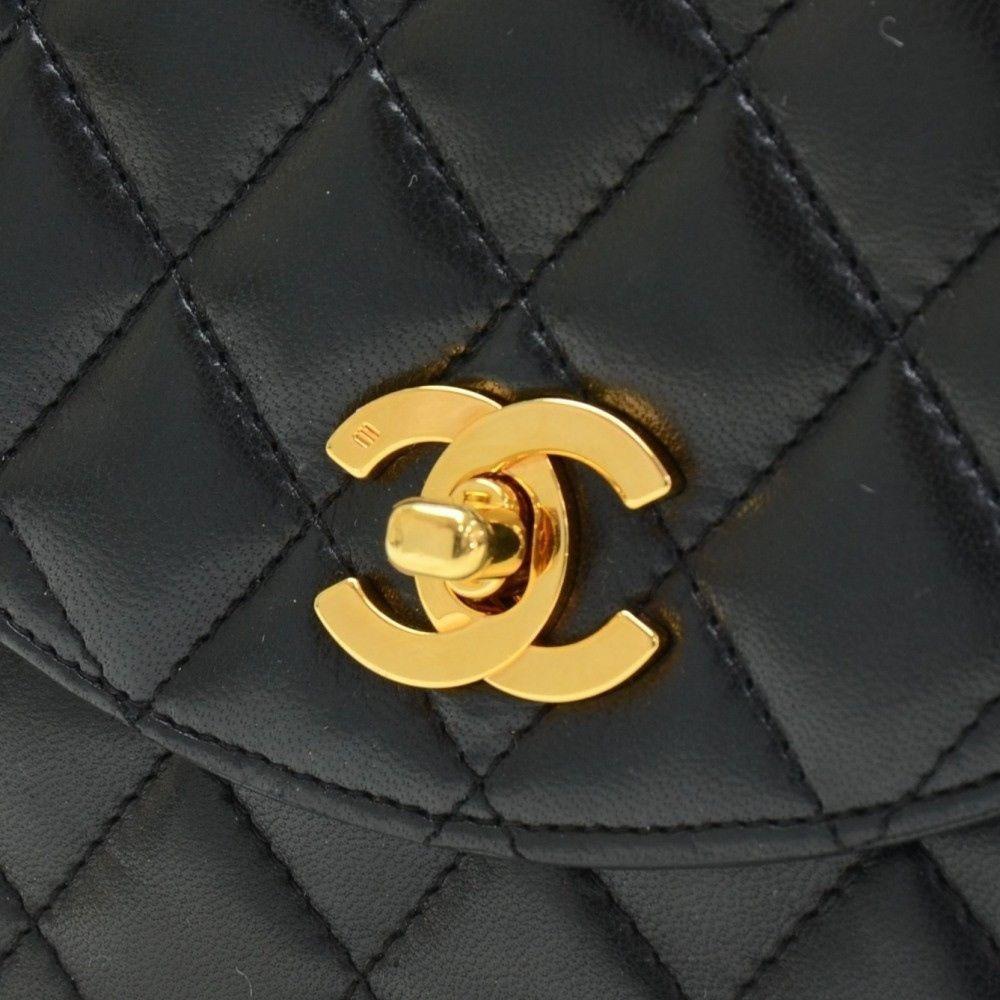 Vintage Chanel 9" Black Quilted Leather Shoulder Classic Flap Bag Excellent CC70