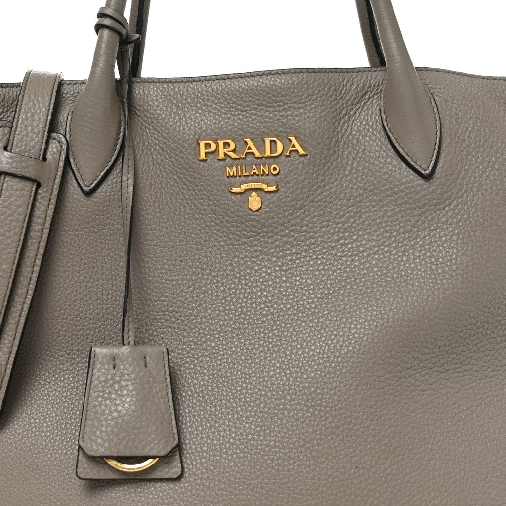 Vitello Daino Zippered Tote Argilla