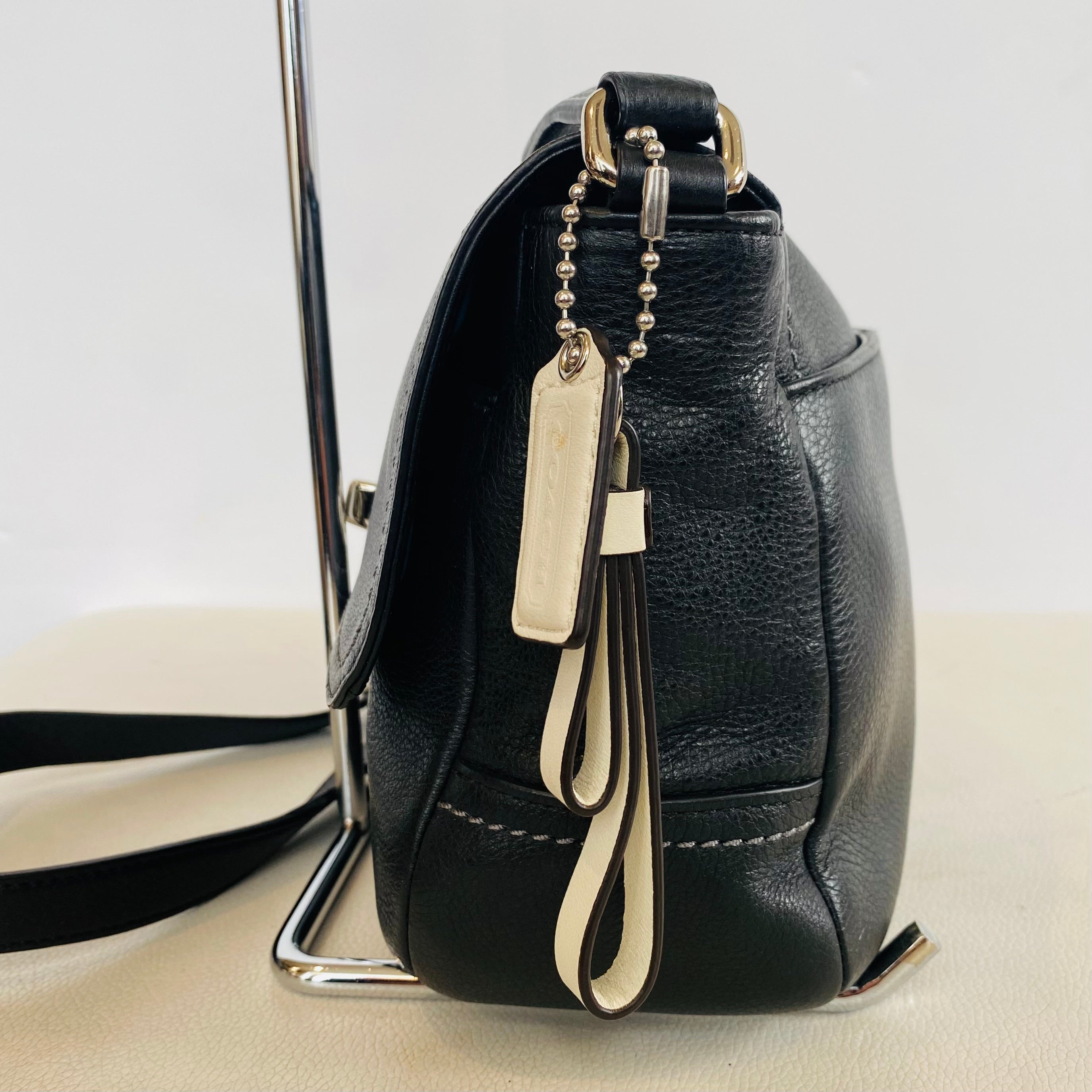 COACH Park Taylor Black Flap Turnlock Crossbody Bag No.F23663