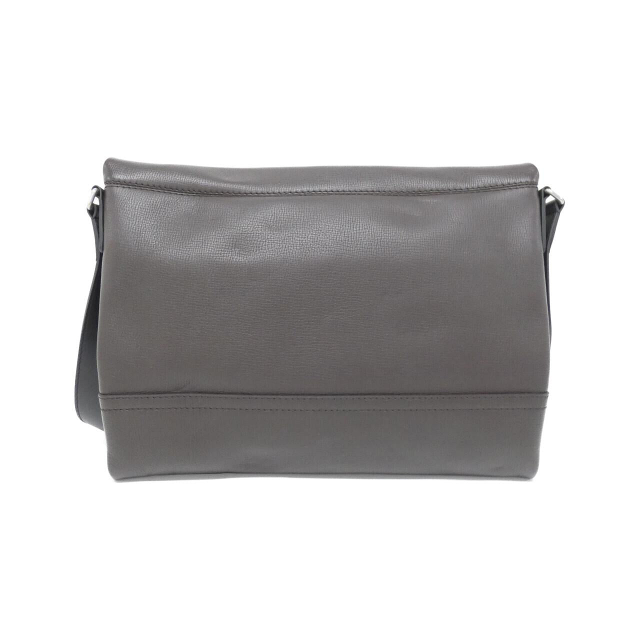 Louis Vuitton Utah Canyon Messenger Calf Shoulder Bag