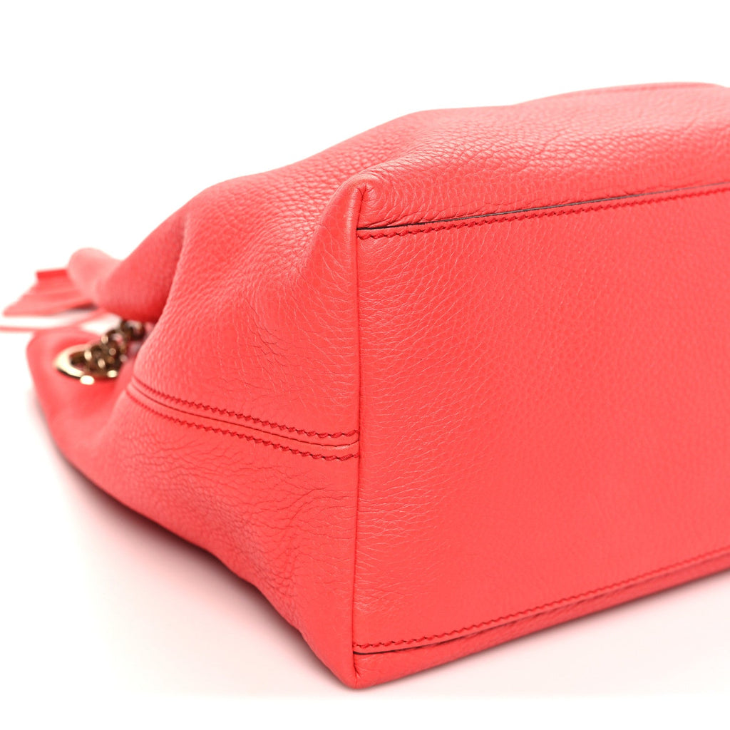 Pebbled Calfskin Medium Soho Chain Shoulder Bag Begonia Pink