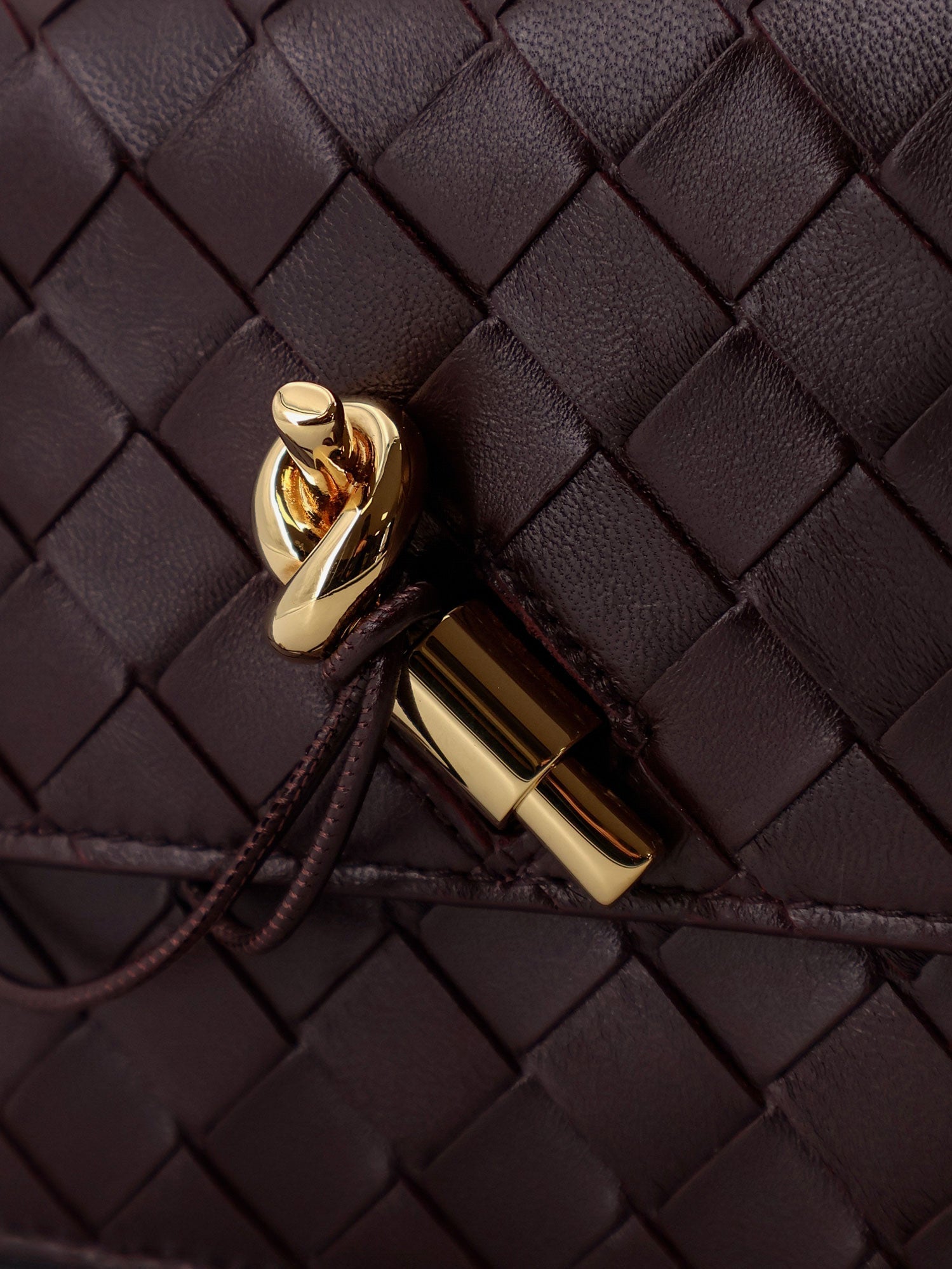 Bottega Veneta Women Leather Crossbody Bag With Intrecciato Motif