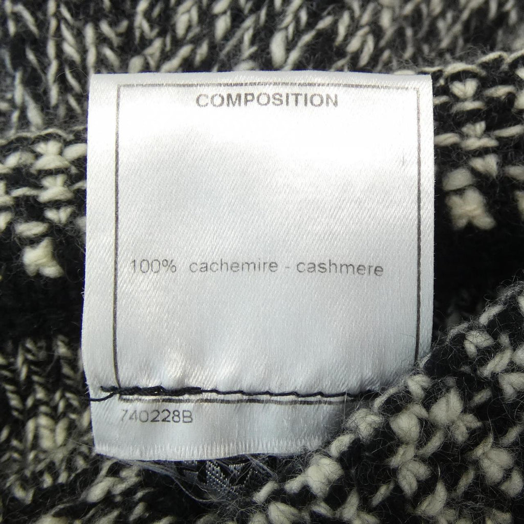 Chanel P26601V00005 Cashmere Cardigan