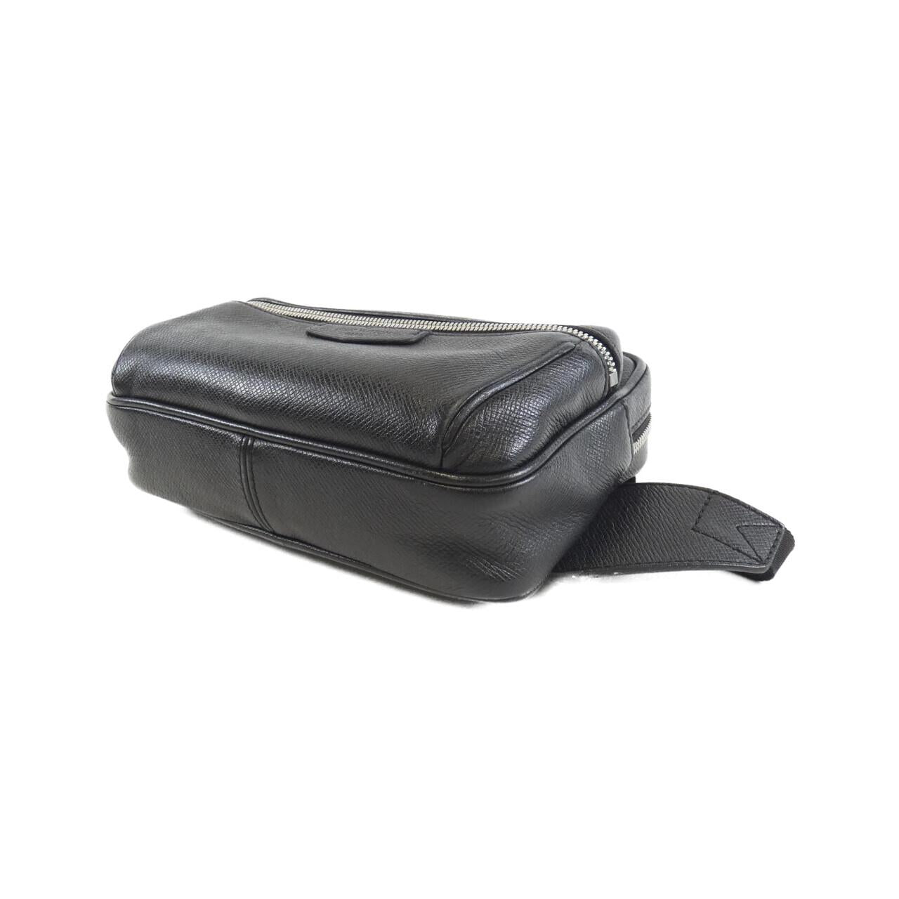 Louis Vuitton Taiga Shoulder Bag