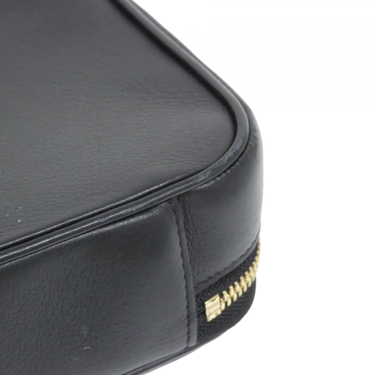 Louis Vuitton Utility Crossbody Calf Shoulder Bag