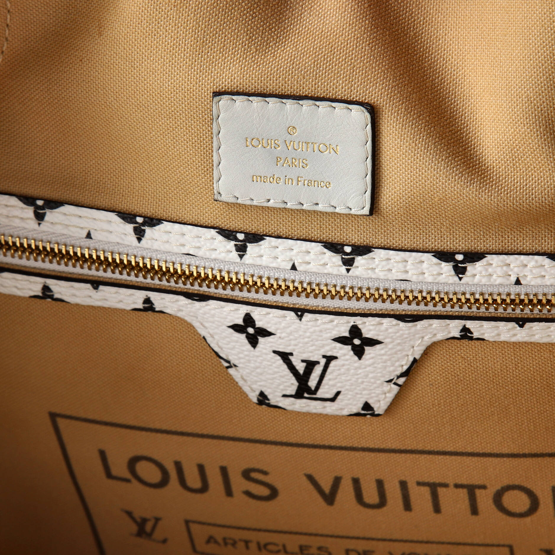 Louis Vuitton Neverfull NM Tote Limited Edition Colored Monogram Giant MM