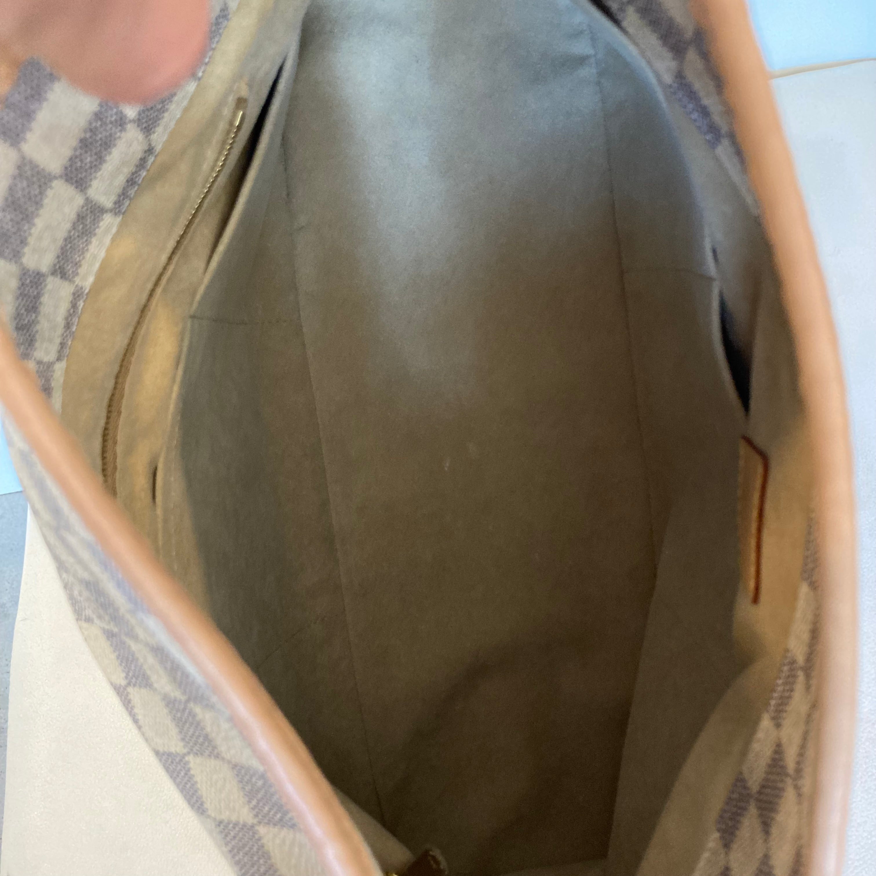 LOUIS VUITTON Damier Azur Artsy MM