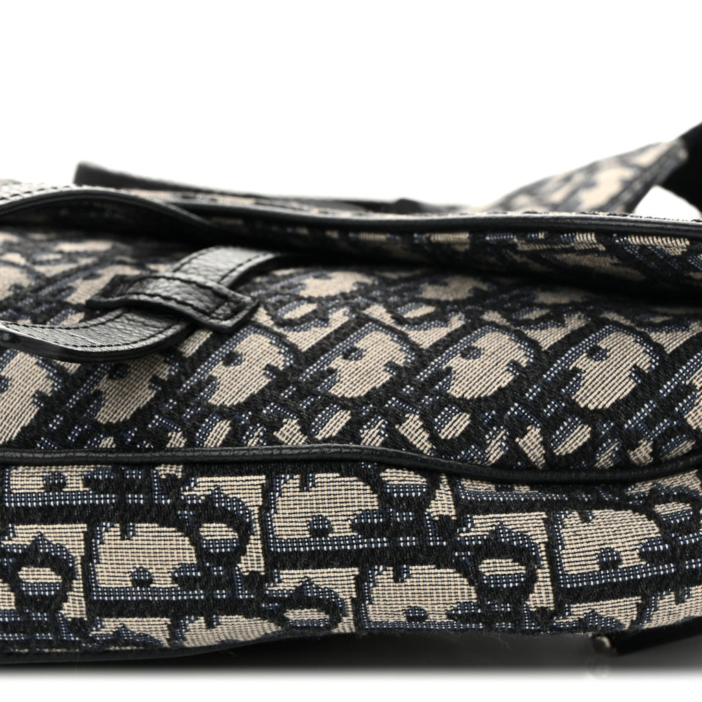 Oblique Mens Saddle Bag Blue