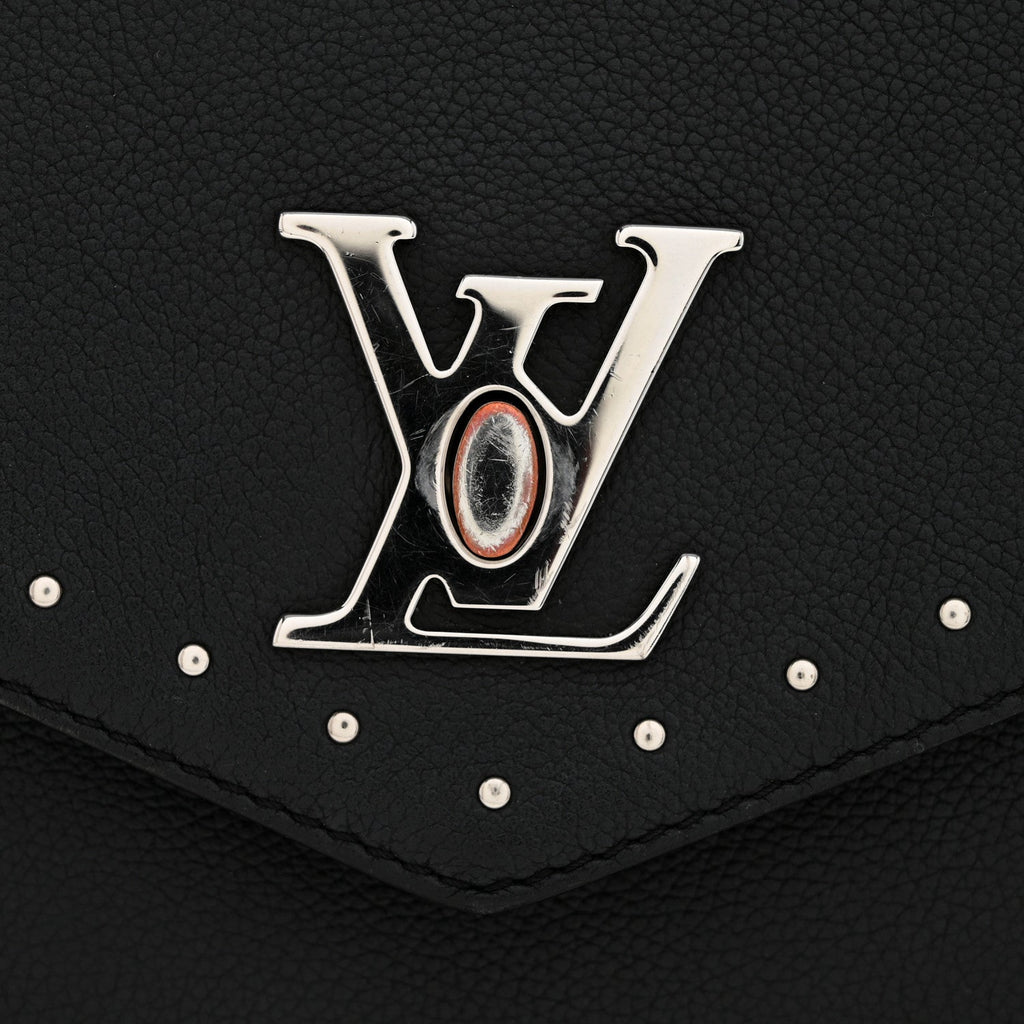Soft Calfskin My Lockme Studs Black